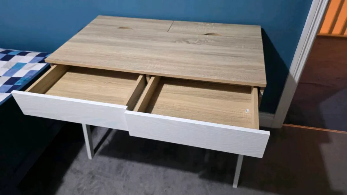 Office desk 100*55 in perfect condition - Image 4