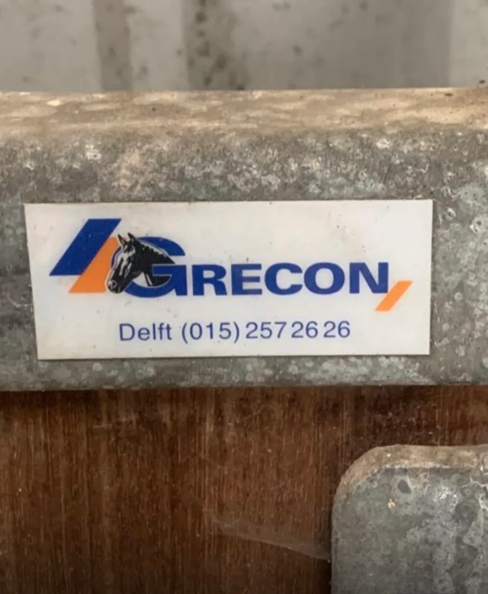 AGRECON Breeding / Teasing Box – As New - Image 4