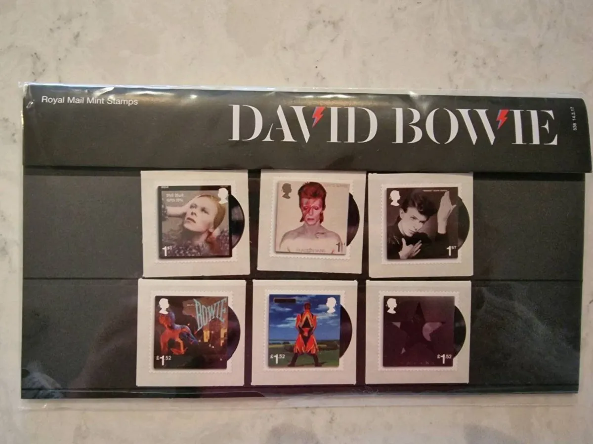 David Bowie Stamp Presenatation pack - Image 1