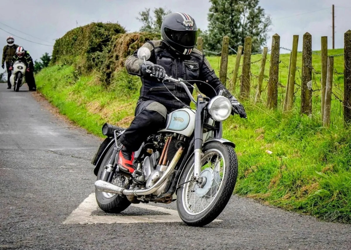 1952 Norton ES2 500cc Sloper - Image 1