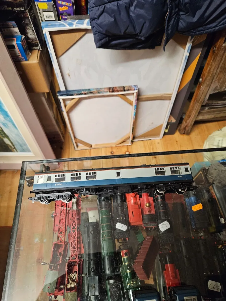 Hornby OO Gauge Carraige