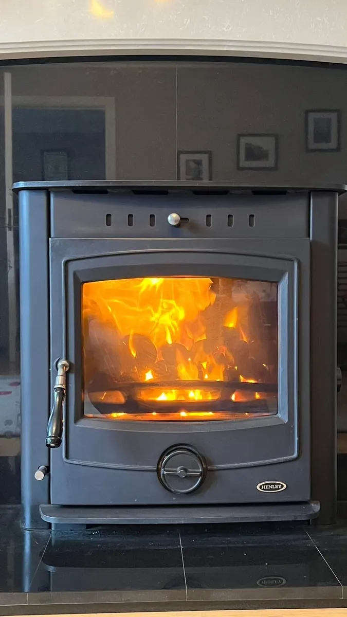 Henley Achill 21kW Backboiler Stove & Fireplace - Image 3