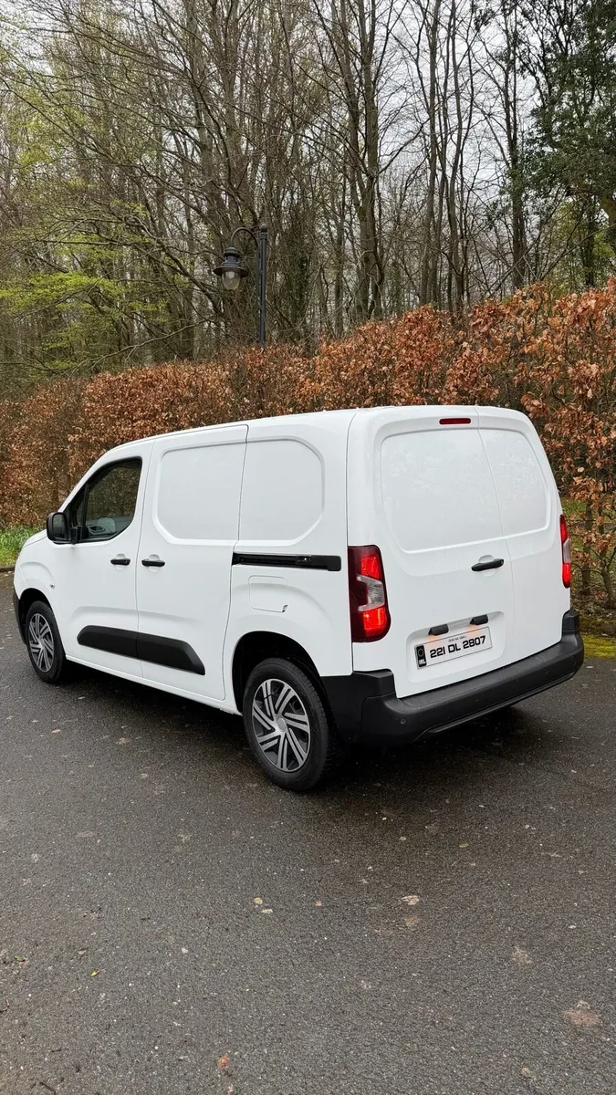 Citroen Berlingo 2022 - Image 3