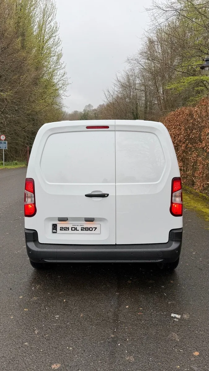 Citroen Berlingo 2022 - Image 4