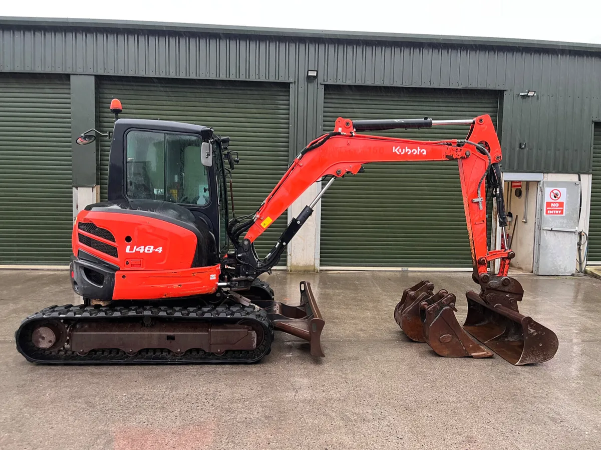 Kubota U48-4 - Image 1