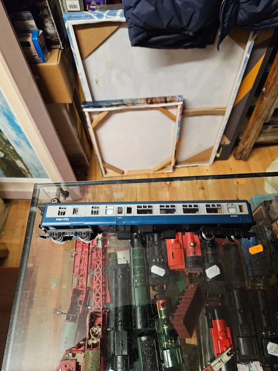 Hornby OO Gauge Carraige