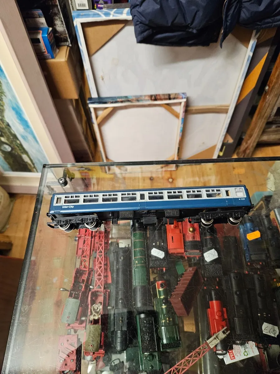 Hornby OO Gauge Carraige