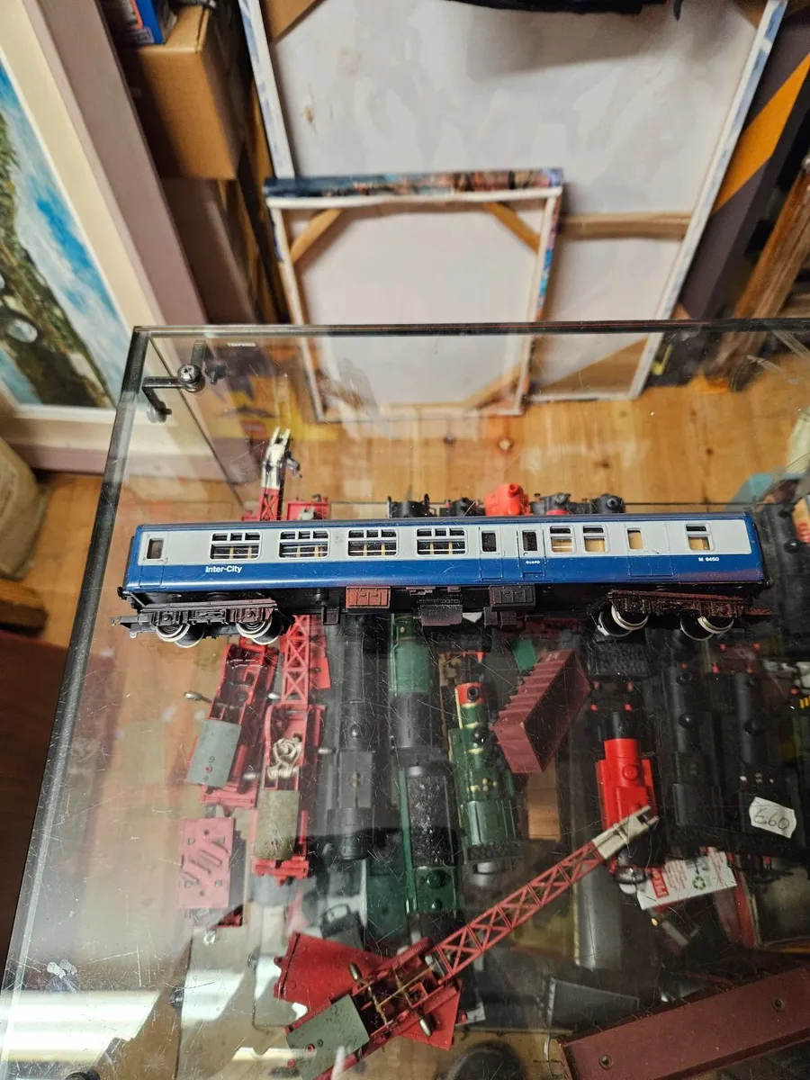 Hornby OO Gauge Carraige