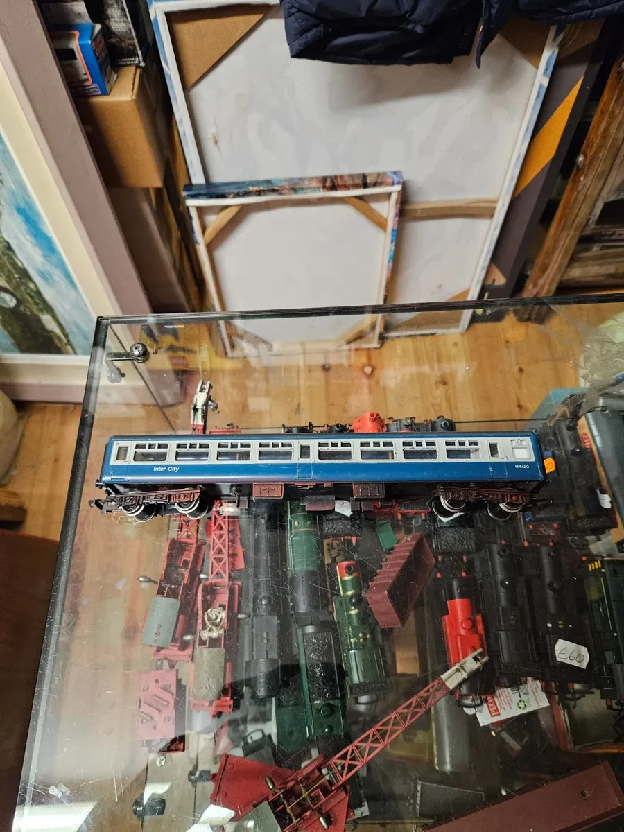 Hornby OO Gauge Carraige