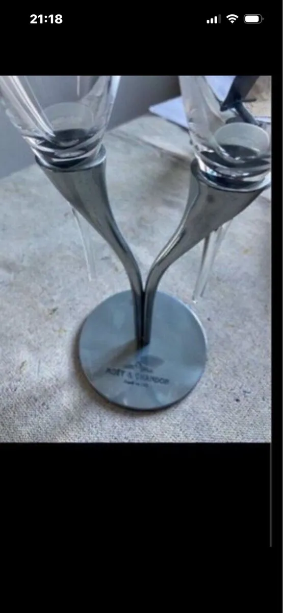 Rare Moet & Chandon Collection Pieces - Image 3