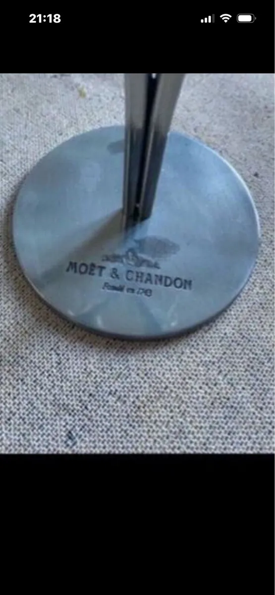 Rare Moet & Chandon Collection Pieces - Image 4