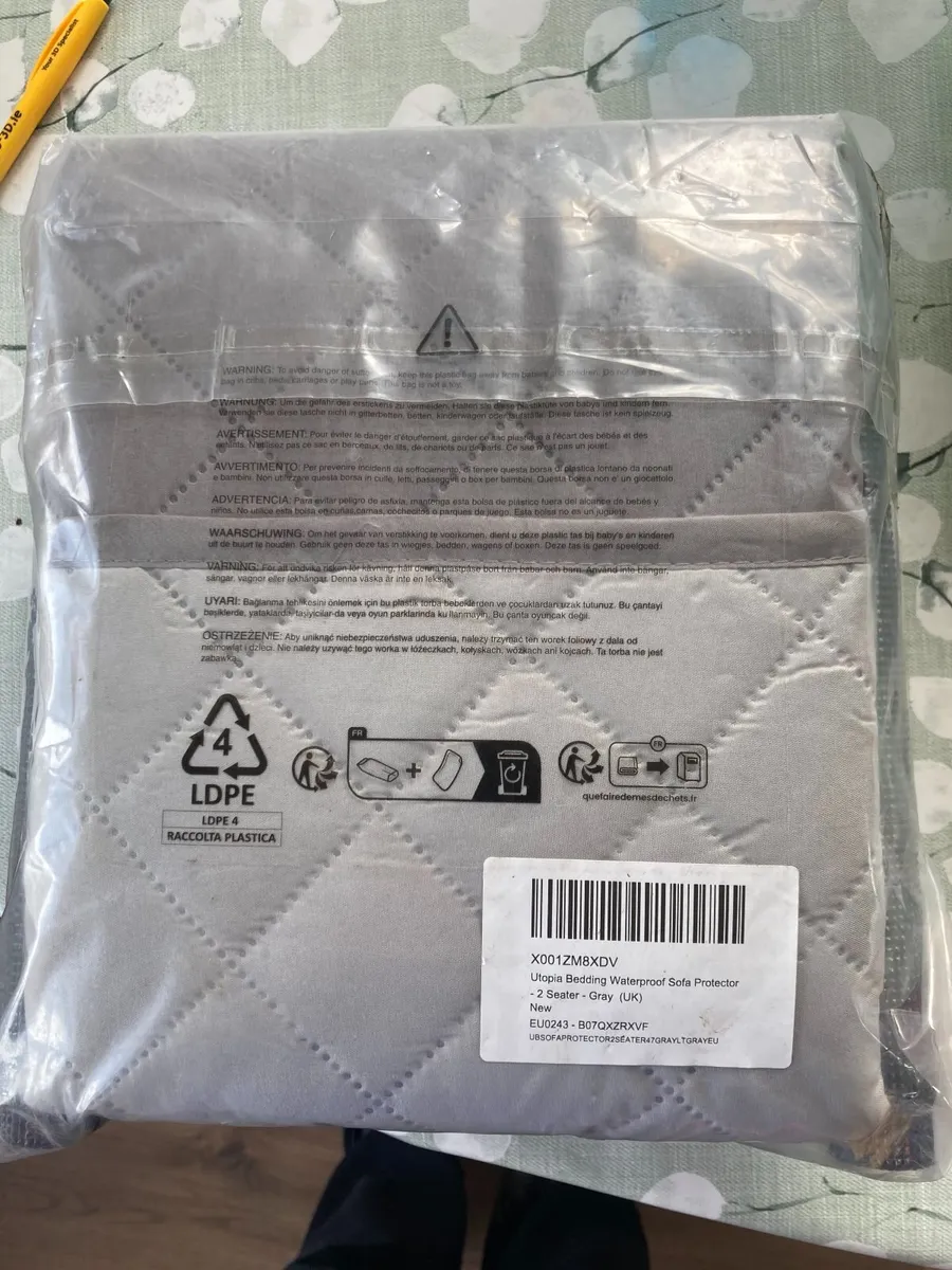 Reversible Sofa Cover, two seater - Image 1