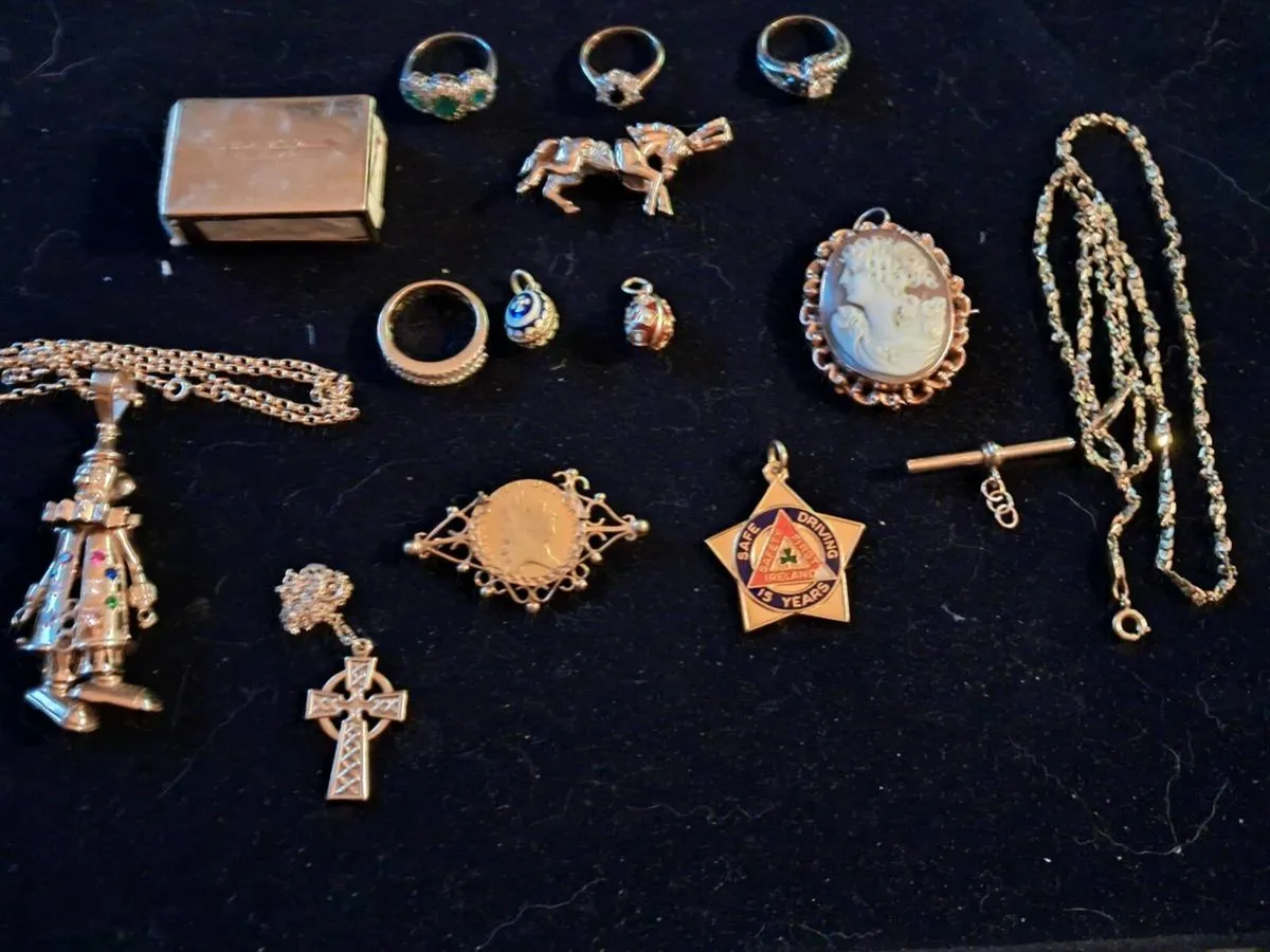 Nice collection of gold - Image 1