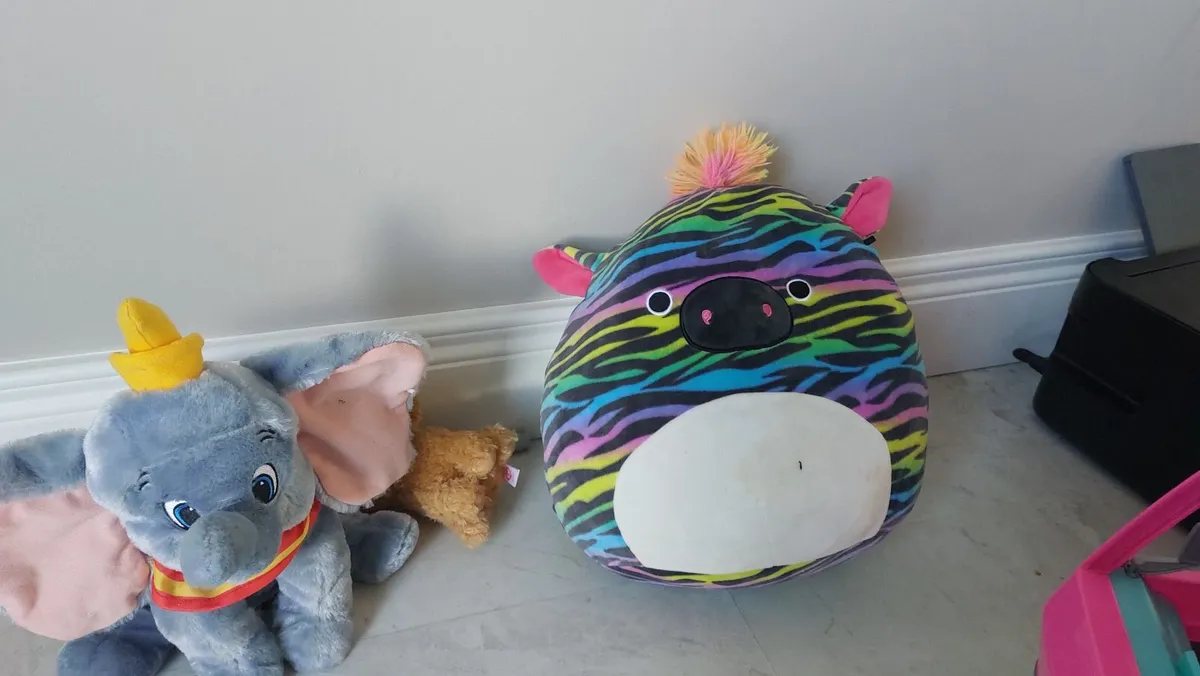 Toys Barbie bus, brainrot,  teddy, peppar pig hous - Image 2