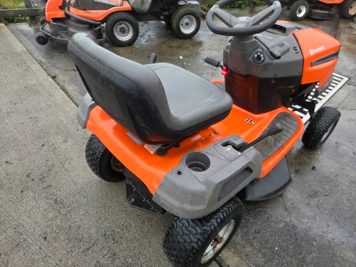 Husquvana lawnmower for sale - Image 3