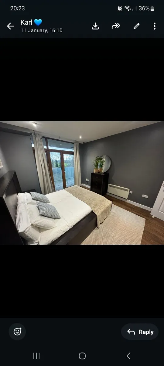 Bed, dresser, 2 bedside lockers - Image 3