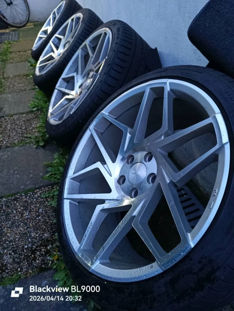 19x9.5j Veemann V-FS27 ET42 5x112 - Image 1