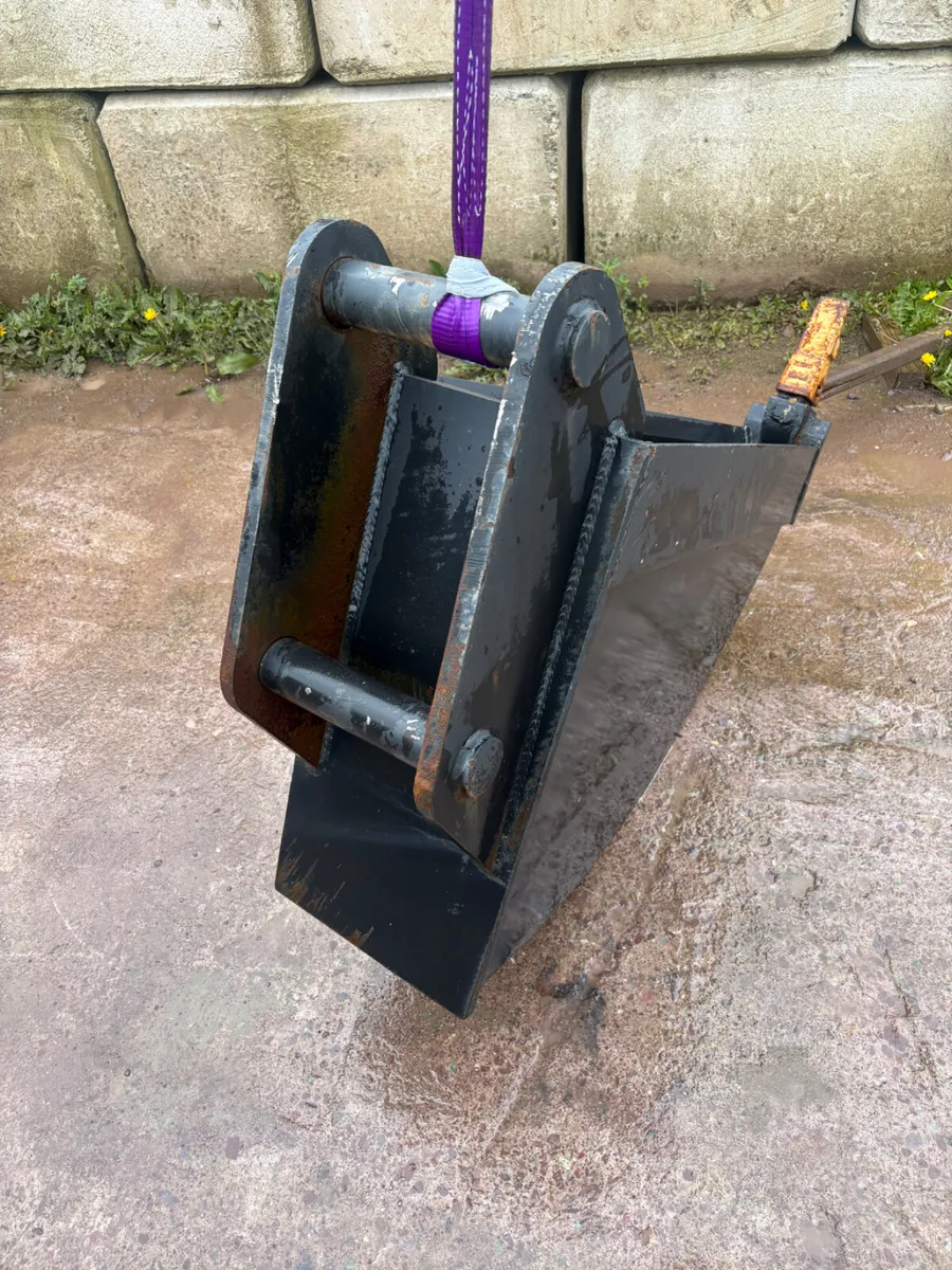 Drainage V bucket - Image 3