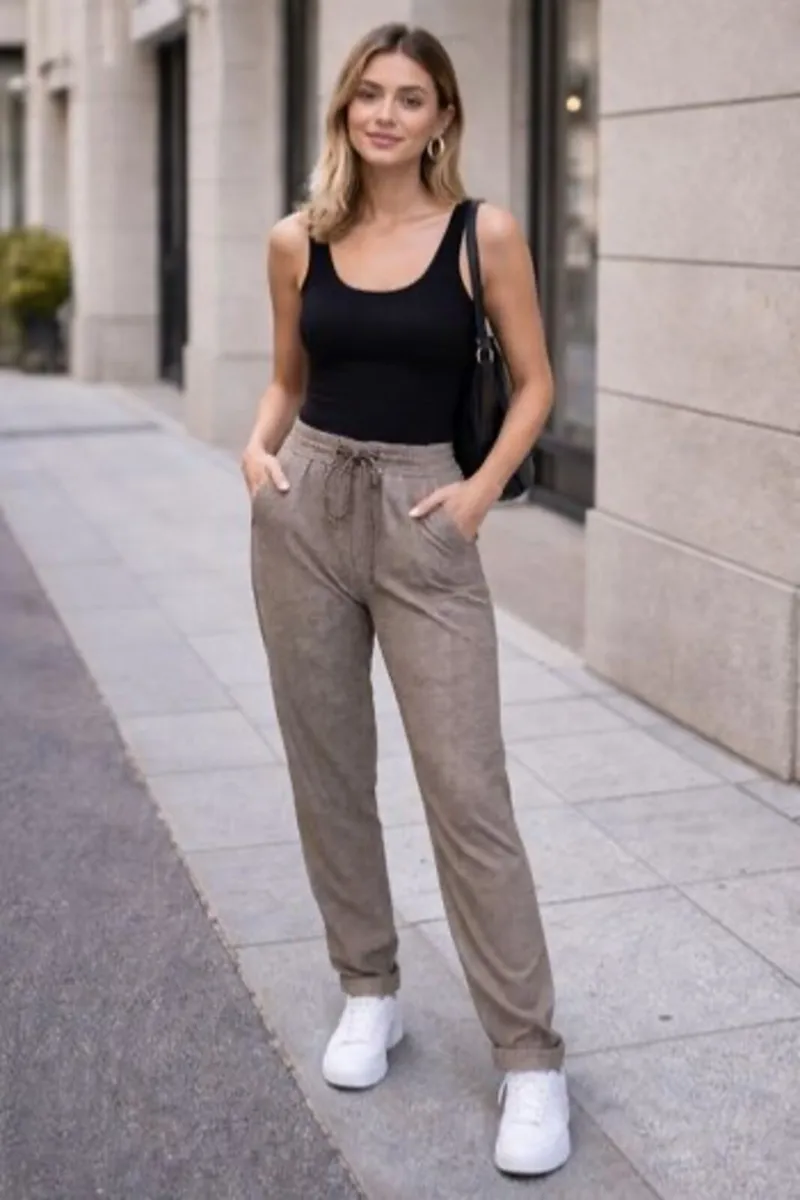 BNWT Brown/Grey Checkered Trousers: Size10 - Image 1