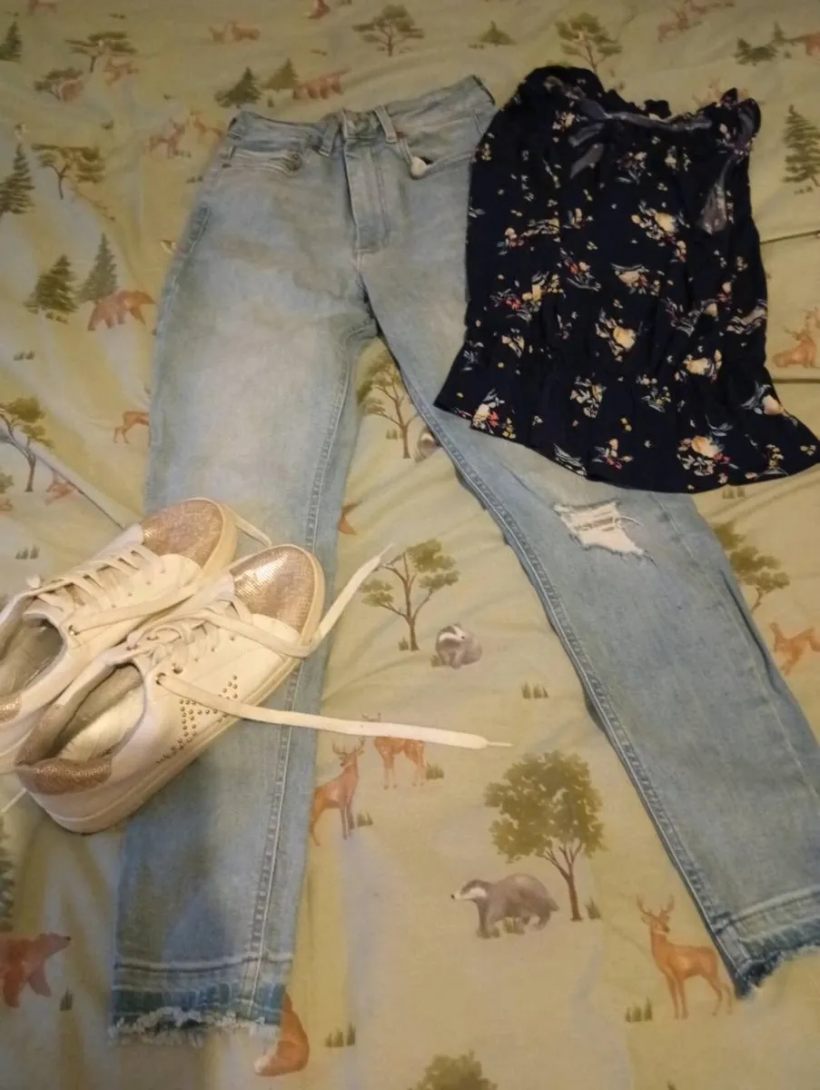 Ladies clothes bundle size 8- 10 - Image 1