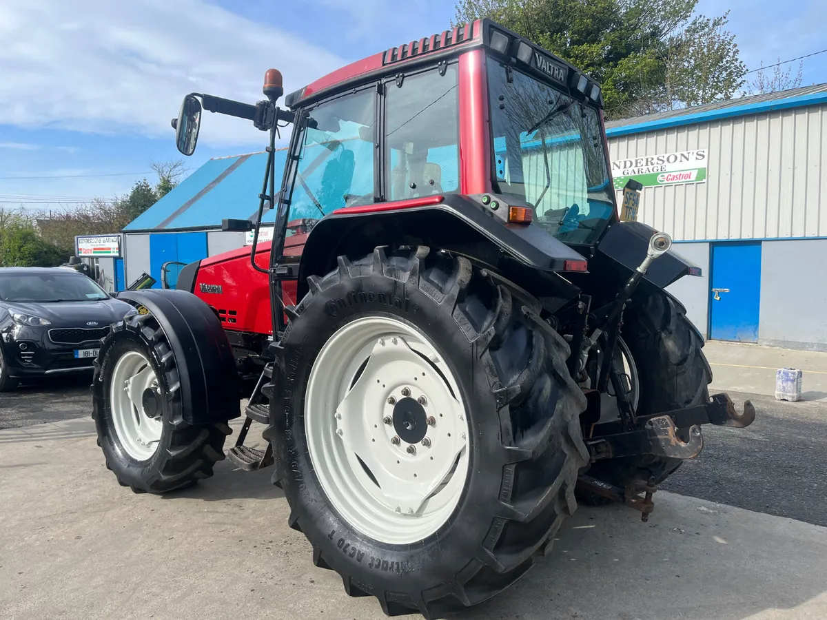 Valtra 6550 - Image 3