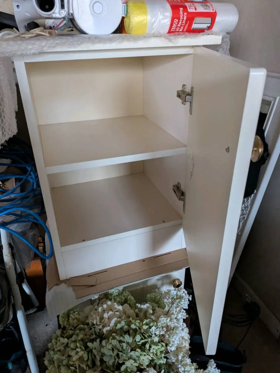 Bedside lockers - Image 2