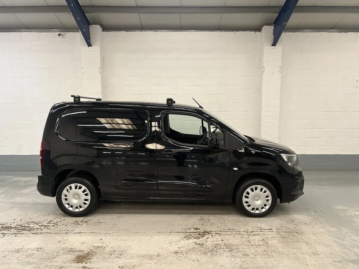2023 Vauxhall Combo Small Panel Van - Image 1