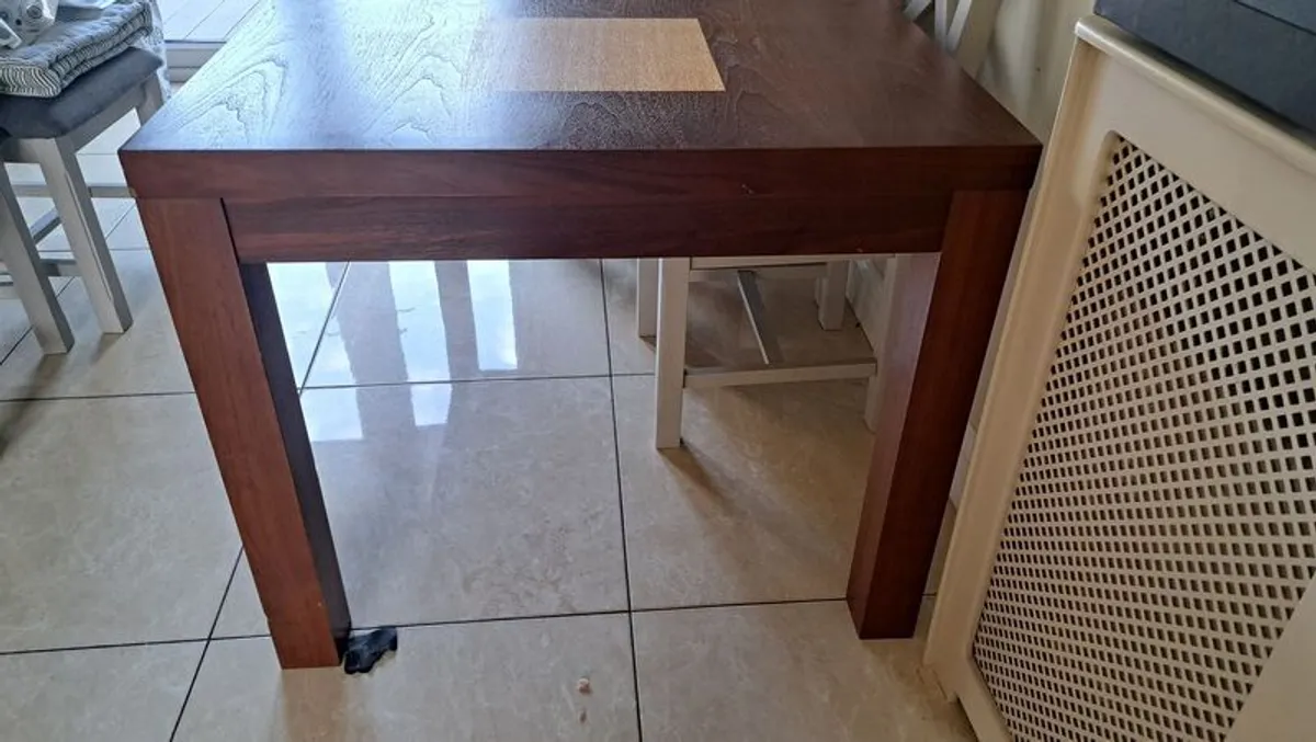 kitchen table - Image 1