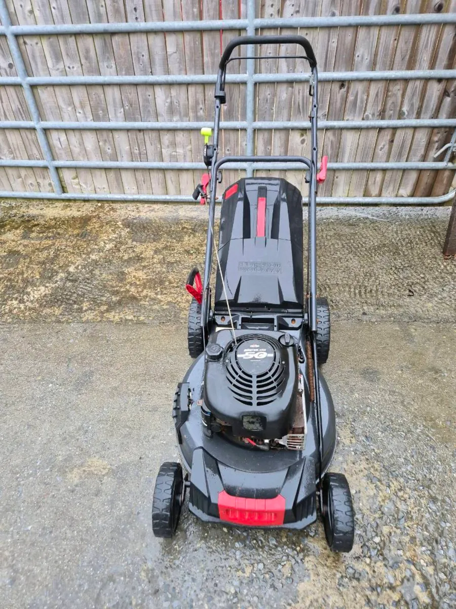 Por lawn push lawnmower - Image 1