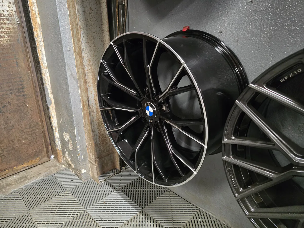 **Special** 20" BMW 669M Style