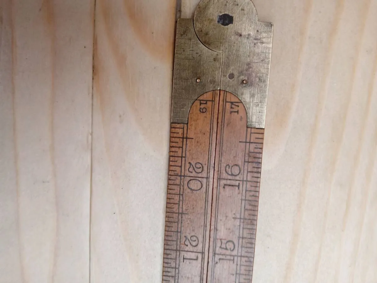 Wooden ruler - Image 1