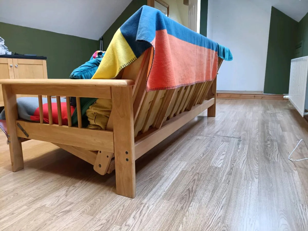 Futon - Image 4