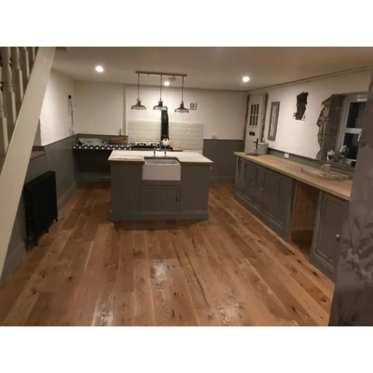 Solid Oak Wide Board Flooring - Image 4