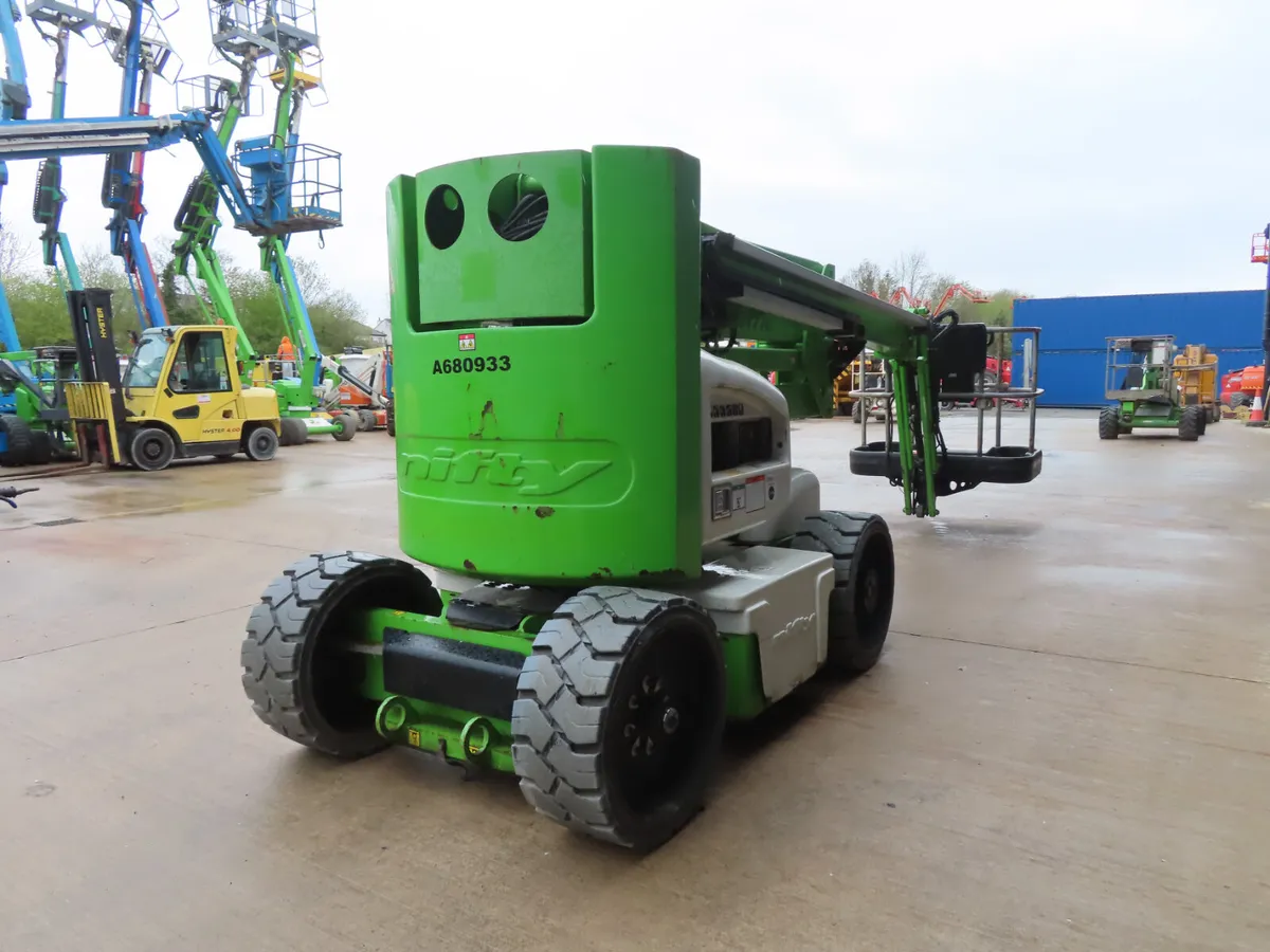 Niftylift HR 17 NDE - New Batteries - Image 3