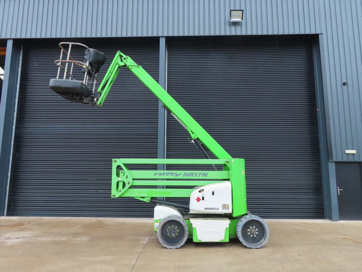 Niftylift HR 17 NDE - New Batteries - Image 1