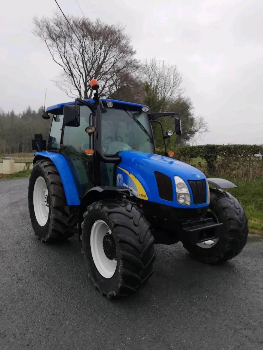 New Holland T5050 - Image 3