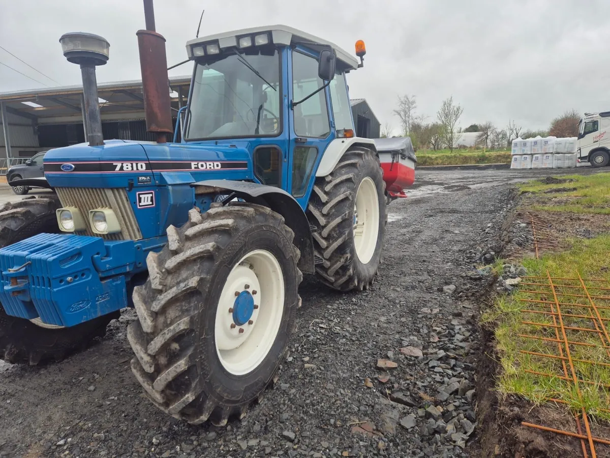 Ford 7810 - Image 2