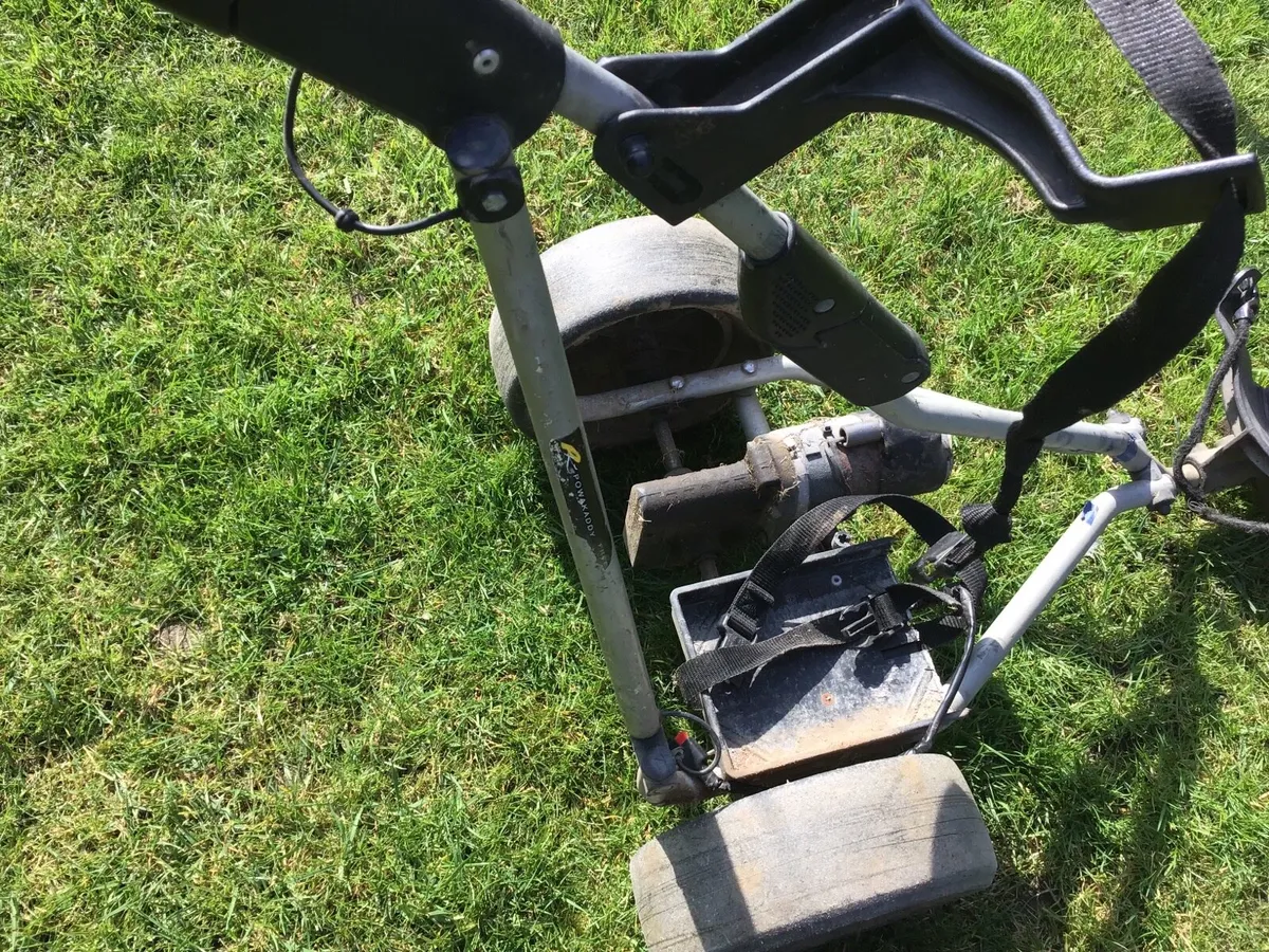 Golfing Trolleys - Image 4