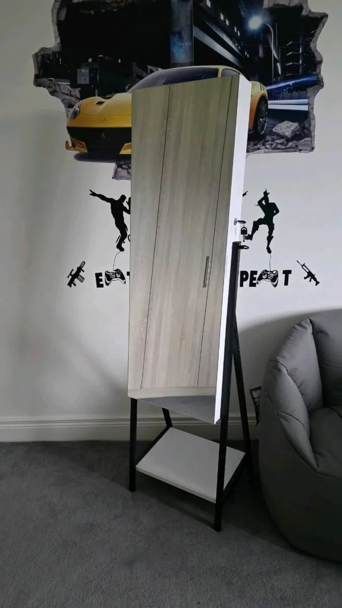 Mirrors Storage - Image 1