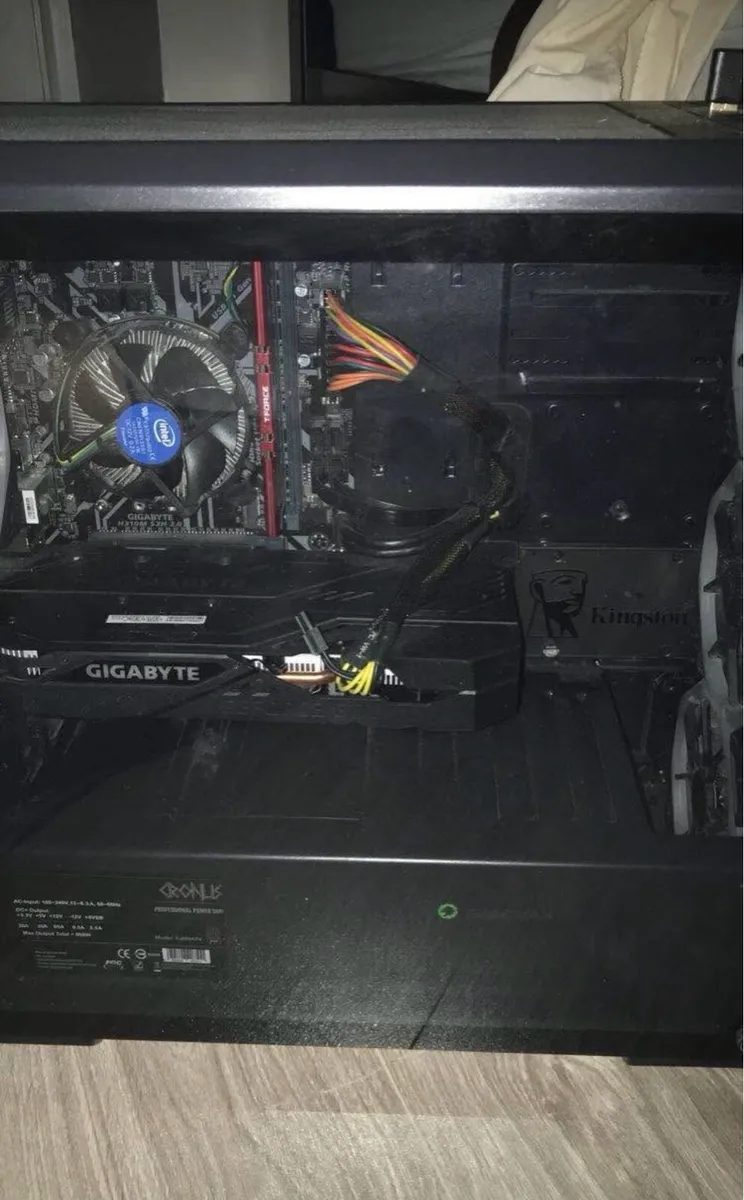 Gaming PC Setup - Image 2