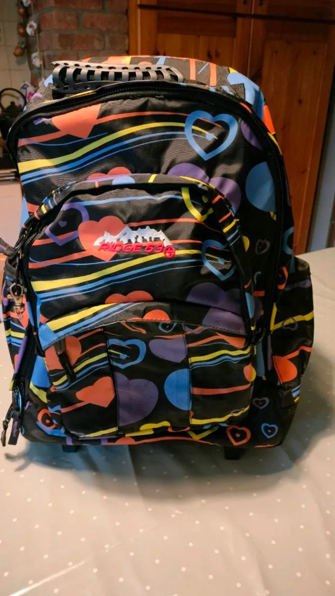 Ridge 53 school bag on wheels, great quality bag. - Image 2