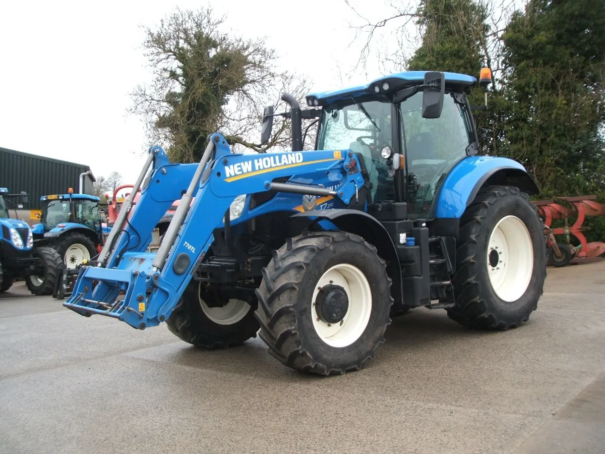 2023 New Holland T7 210 RC - Image 3