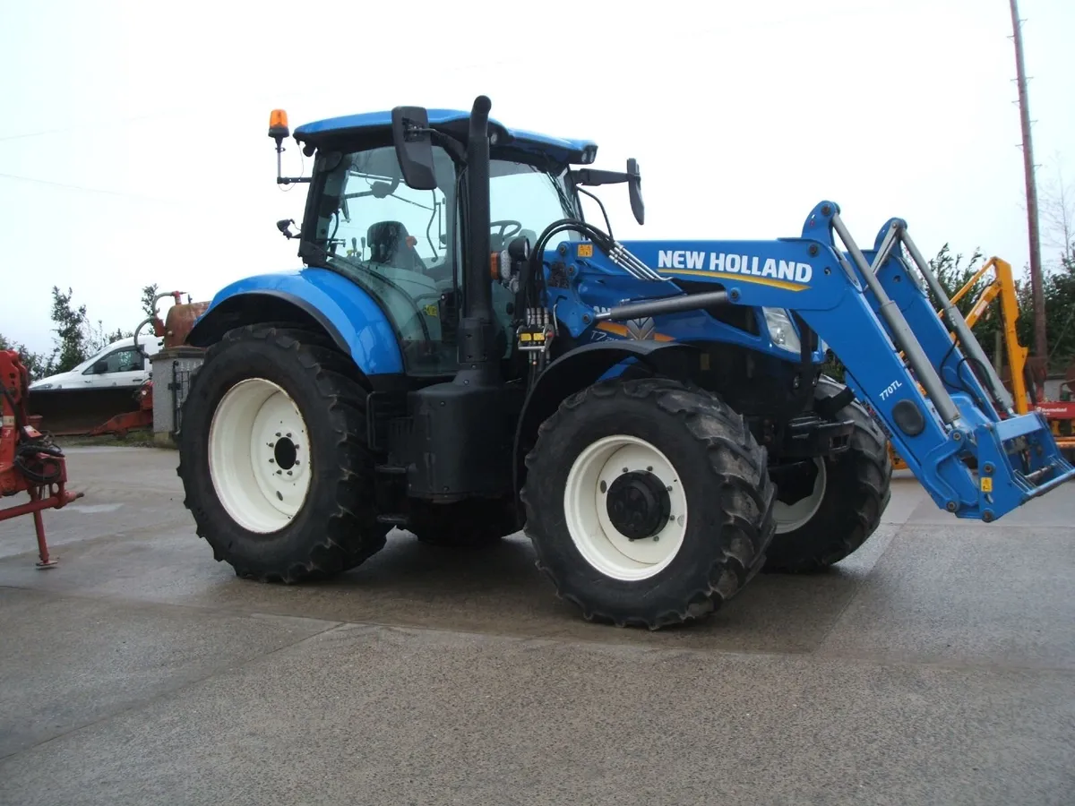 2023 New Holland T7 210 RC - Image 4