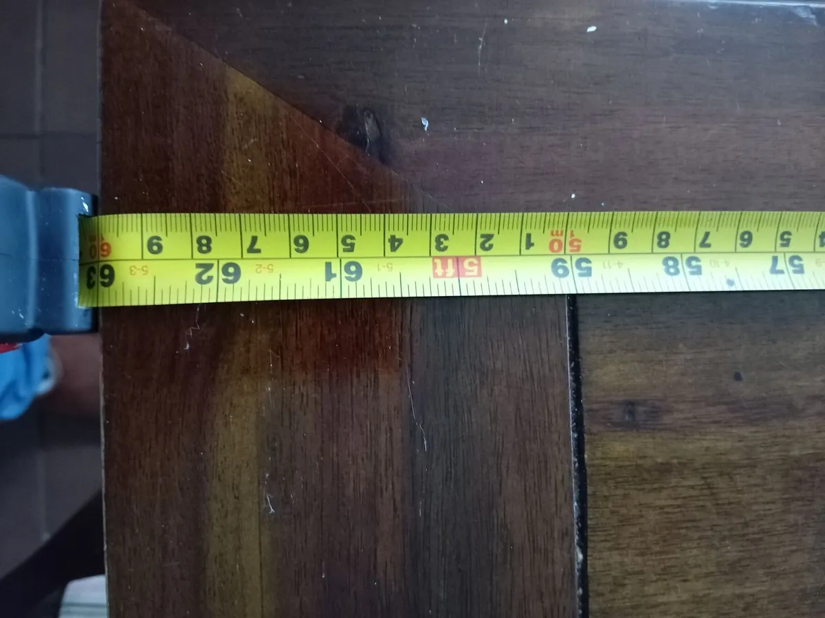 Dining room /kitchen table and six chairs - Image 4