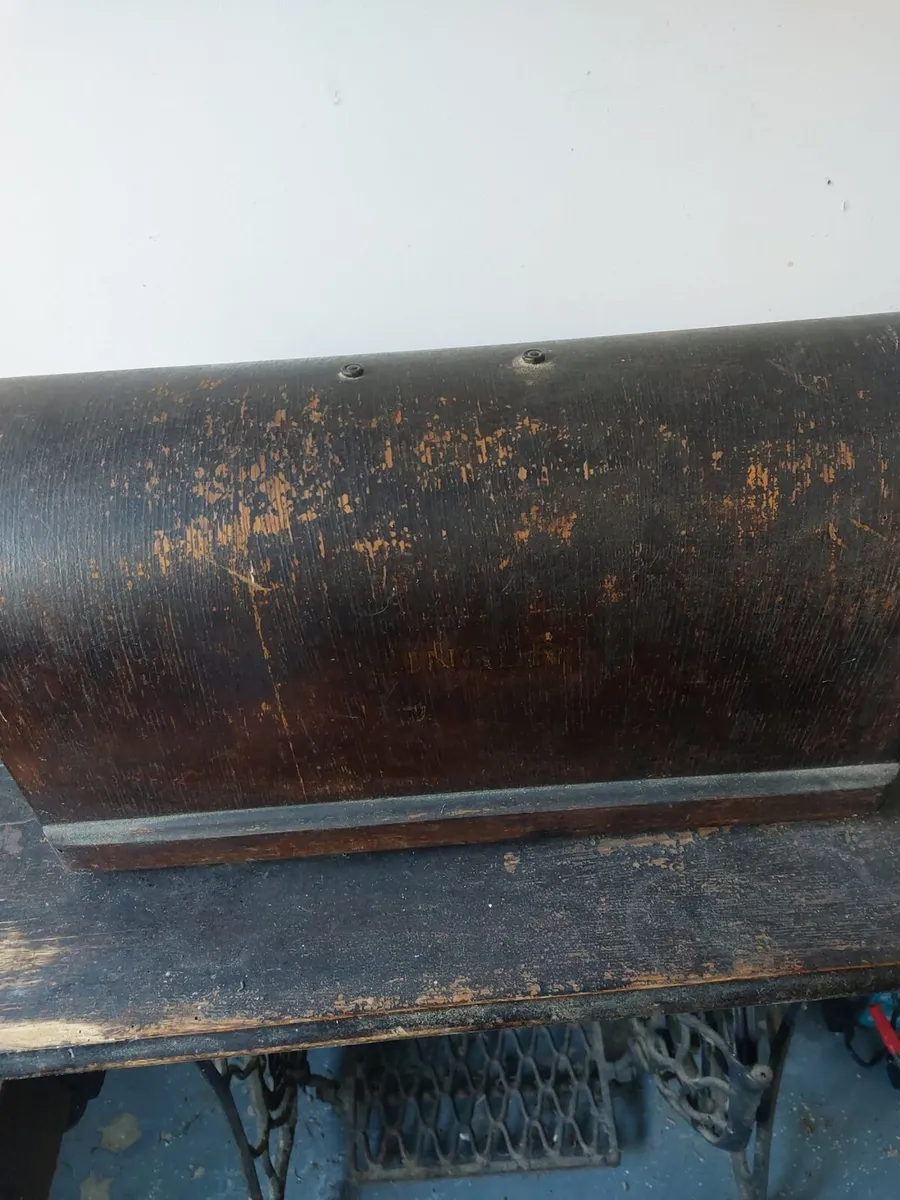 Antiques sewing machine Singer - Image 3