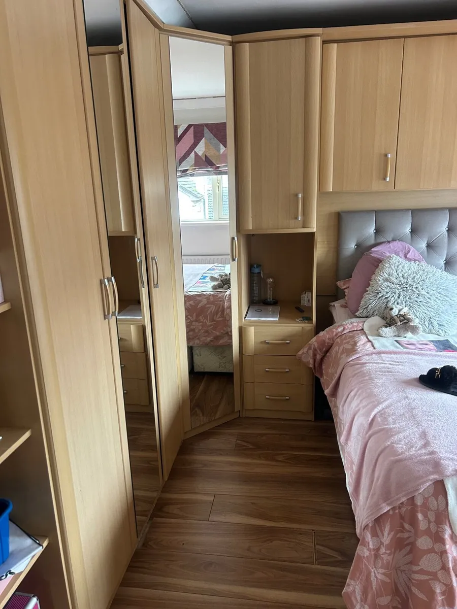 Wardrobes - Image 3