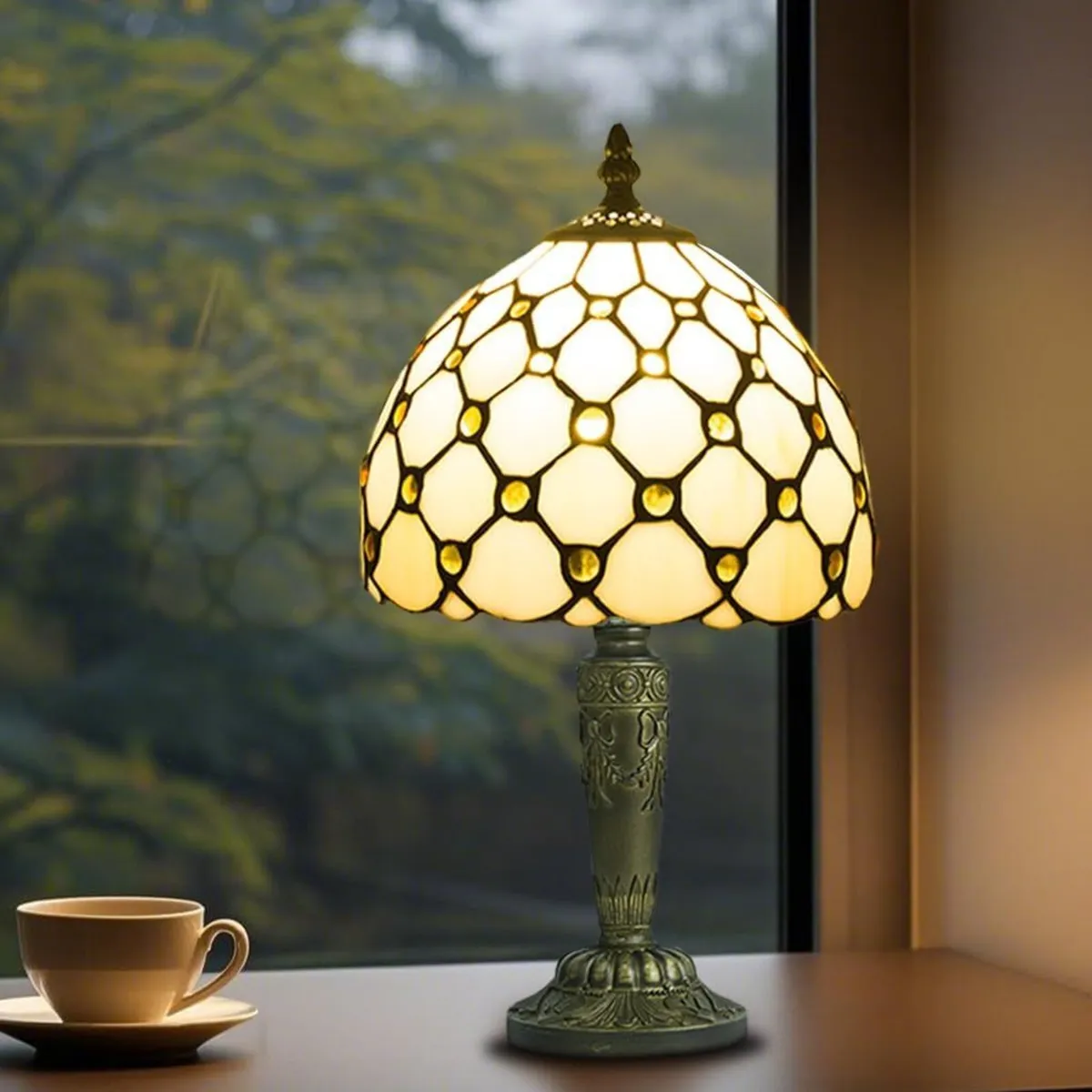 Small Tiffany Style Table Lamp 3 Color Temperature - Image 1