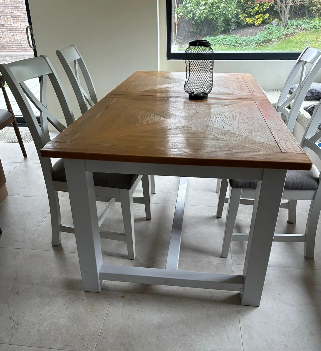 Table & Chairs - Image 1