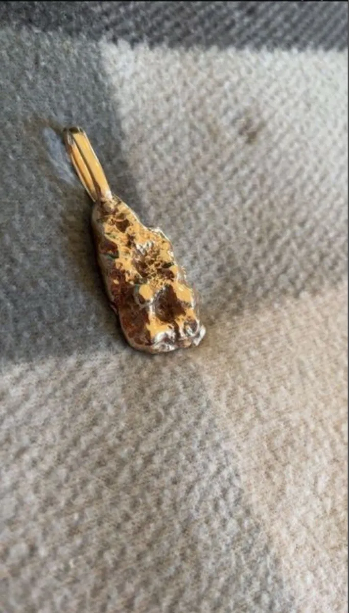 Big 9 Crt Gold Nugget Pendant - Image 1