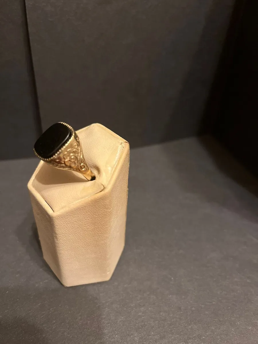 Onyx’s  Stone Mes Ring - Image 4